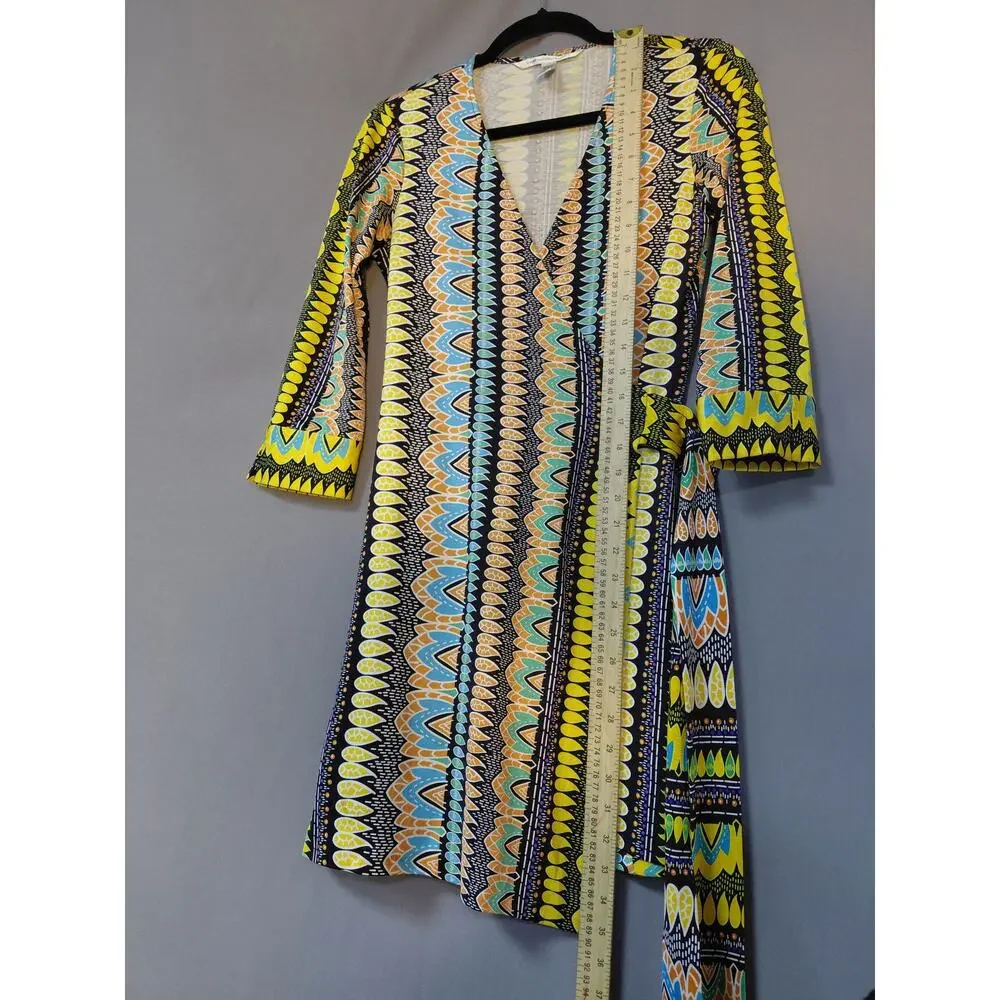 DIANE von FURSTENBERG Silk Wrap Dress Multicolor Geometric 3/4 Sleeve Size 4